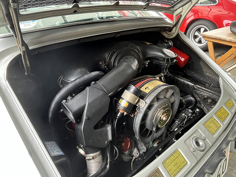 ポルシェ911エンジンオーバーホール