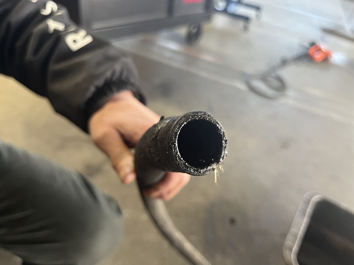 ポルシェ964オイルライン交換 アルファオートメカニック