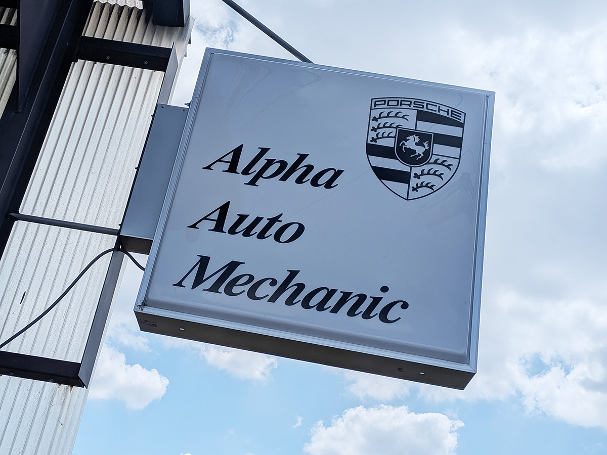 ALPHA AUTO MECHANIC/アルファオートメカニック
