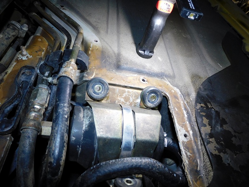ポルシェ964燃料ホース取り付け