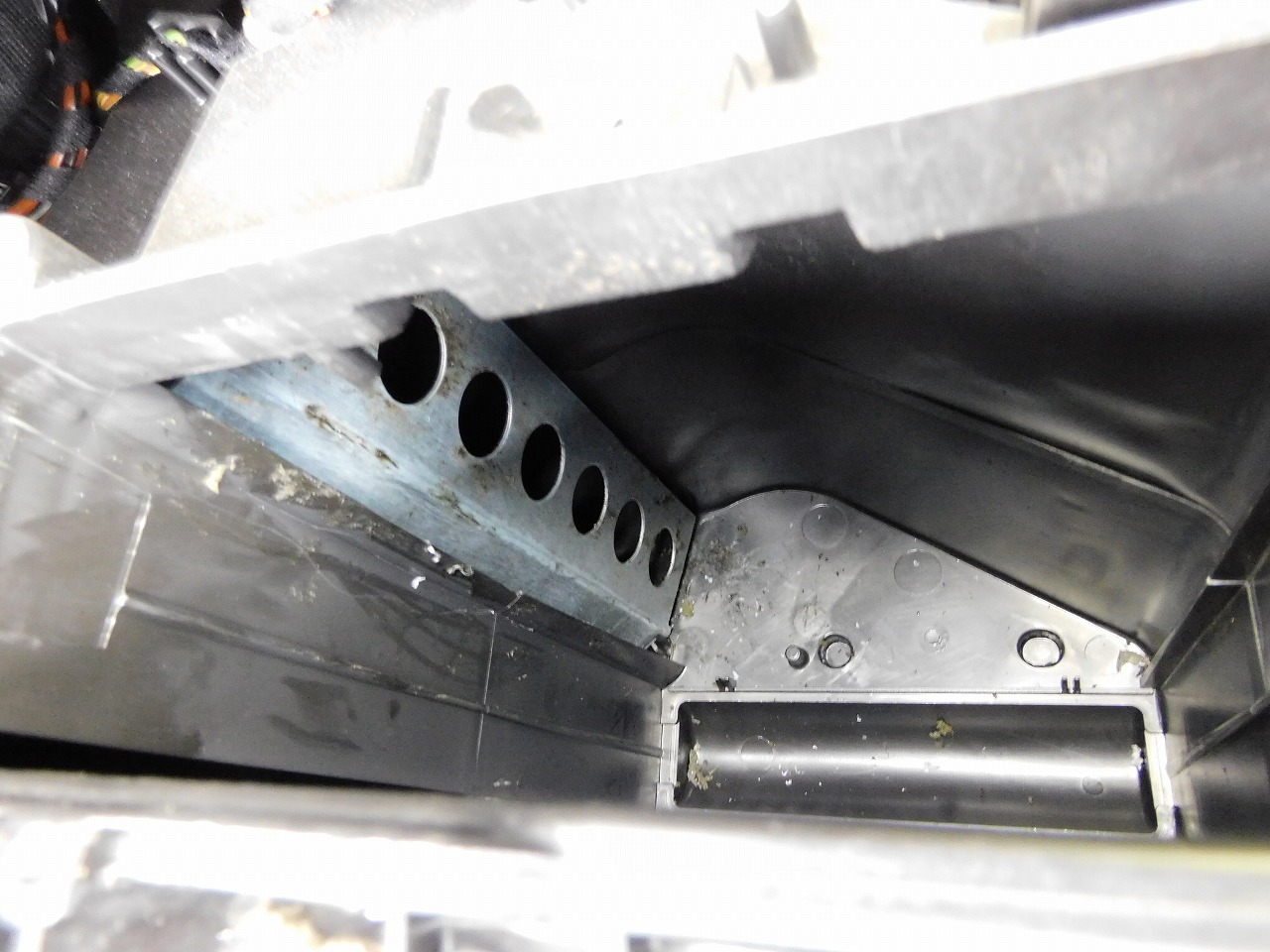 スポンジ剥がし作業後