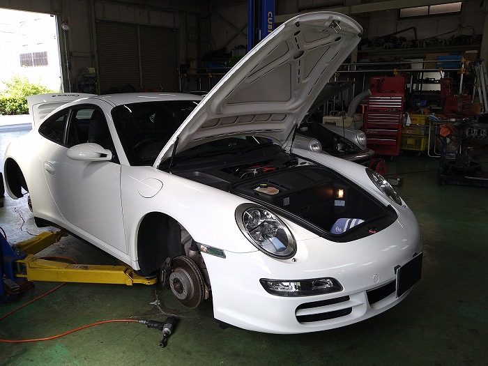 ポルシェ997カレラ4車検整備作業