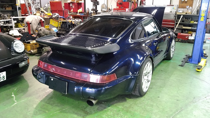 ポルシェ964ターボ車検点検作業