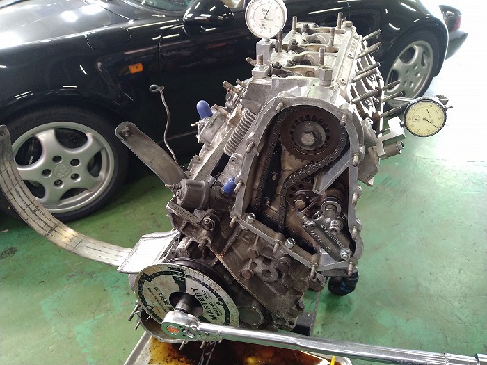 ポルシェ930 3.2カレラヘッドボルトエンジン修理