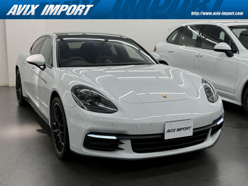 ポルシェ パナメーラ 4 E-Hybrid スポーツクロノPKG パノラミックR 茶革 14Wayパワーシート シートヒーター ベンチレーション PCMナビ Bカメラ&PAS クルコン LKA マトリックスLEDヘッドライト(PDLS+) コンフォートアクセス 電動リアゲート(バーチャルペダル) PASMエアサス スポエグ 黄緑キャリパー 純正21AW 禁煙