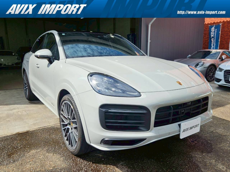 ポルシェ カイエンクーペ GTS Coupe V8ﾂｲﾝﾀｰﾎﾞ 右H正規D ｽﾎﾟｰﾂｸﾛﾉPKG ﾊﾟﾉﾗﾏR ｶｰﾎﾞﾝｲﾝﾃﾘｱ 黒半革 ｼｰﾄﾋｰﾀｰ PCMﾅﾋﾞ地ﾃﾞｼﾞ 全周C&PAS ACC＆LCA LEDﾏﾄﾘHL ｺﾝﾌｫｰﾄA PASM&PTV+ ｽﾎﾟｴｸﾞ 赤ｷｬﾘﾊﾟｰ 純正22AW 禁煙 1ｵｰﾅｰ