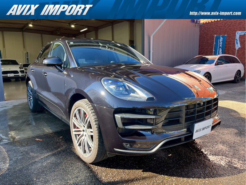 ポルシェ マカン Turbo 正規D車 ｽﾎﾟｰﾂｸﾛﾉPKG 黒革 全席ｼｰﾄﾋｰﾀｰ PCMﾅﾋﾞ 全周ｶﾒﾗ＆PAS 3ｿﾞｰﾝAC BOSEｻｳﾝﾄﾞ LEDﾗｲﾄPDLS+ 電動Rｹﾞｰﾄ ｴﾝﾄﾘｰ&D PASM 赤ｷｬﾘﾊﾟｰ 純正21ｲﾝﾁAW 禁煙車