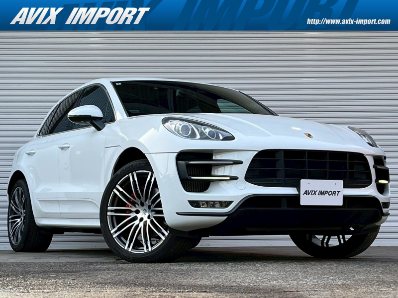 ポルシェ マカン Turbo 正規D車 ｽﾎﾟｰﾂｸﾛﾉPKG ｽﾎﾟｴｸﾞ ﾊﾟﾉﾗﾐｯｸR ｶｰﾎﾞﾝｲﾝﾃﾘｱPKG 黒革 全席ｼｰﾄﾋｰﾀｰ 純正ﾅﾋﾞ地ﾃﾞｼﾞ BOSEｻｳﾝﾄﾞ Bｶﾒﾗ&PAS ｸﾙｺﾝ ﾊﾞｲｷｾﾉﾝHL 3ｿﾞｰﾝAC 電動Rｹﾞｰﾄ PASMｴｱｻｽ ｴﾝﾄﾘｰD 純正21ｲﾝﾁAW 禁煙