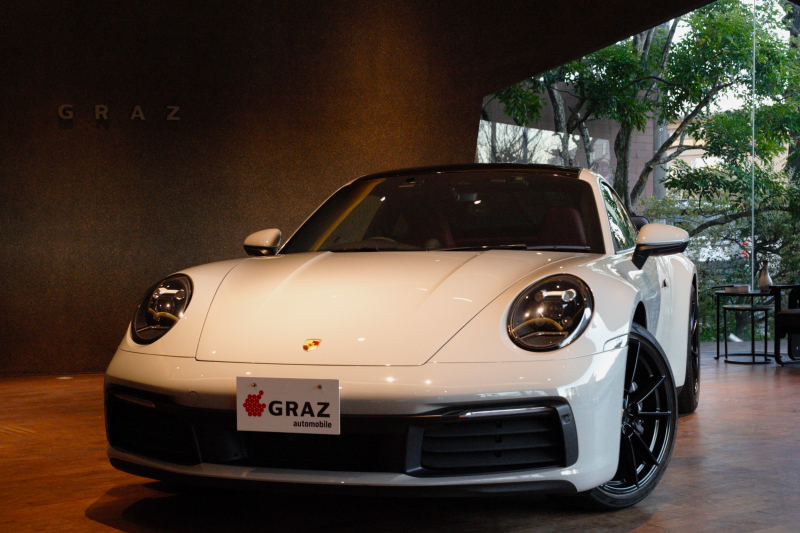 ポルシェ 911(Type992) Carrera   PDK　スポクロ/エグ　ガラスサンルーフ　スポーツプラスシート