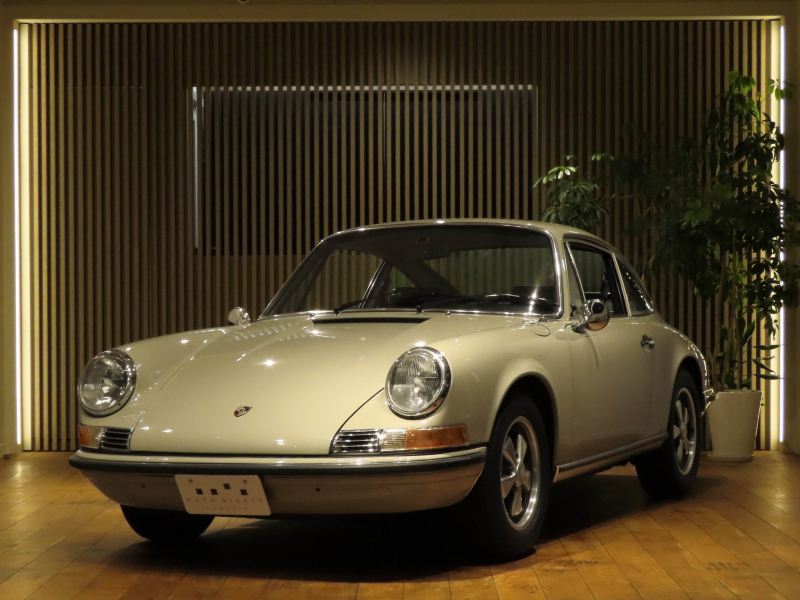 ポルシェ 911(Type911) 71年911T/サンドベージュ/エンジンOH/レストア済/ 整備記録・レストア詳細記録有