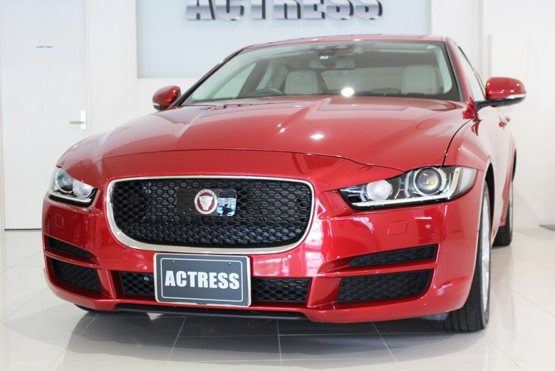 ジャガー Xe d Prestige Actress ポルシェ中古車検索 チャンネル9 Jp