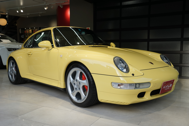 ポルシェ 911(Type993) 993カレラ4S　走行4000km　ミツワ物　パステルイエロー　6速MT　サンルーフ
