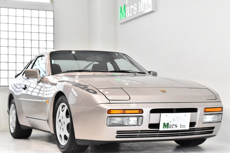 ポルシェ 944 Turbo S ミツワ正規モデル 世界限定車 国内50台限定 5速マニュアル 純正16インチアルミホイール 歴代整備記録簿 2021年製タイヤ 取扱説明書 スペアキー完備 左ハンドル