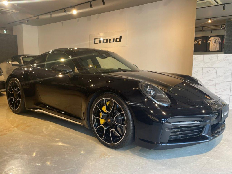 ポルシェ 911(Type992) Turbo S PDK 1オーナー カーボンルーフ ブルメスター スポーツエグゾースト フロントリフト OP635万円