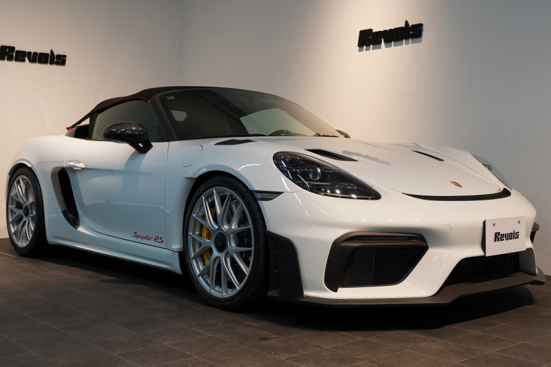 ポルシェ 718スパイダー RS PDK 登録済未使用車 OP652 ヴァイザッハPKG クロノPKG PCCB Fリフト ヴァイザッハインテリア 禁煙車