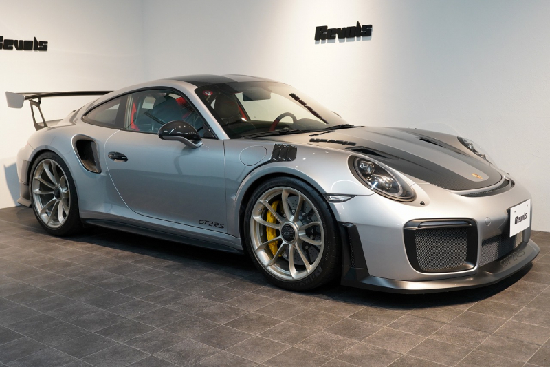 ポルシェ 911(Type991.2) GT2RS Weissach Package Fリフティング クラブスポーツ GTシルバー