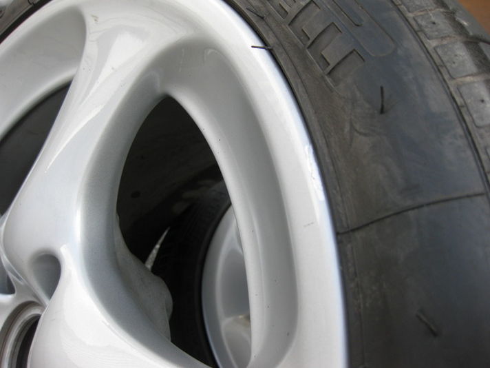 ポルシェ996純正ホイール 中空ホイール 2本