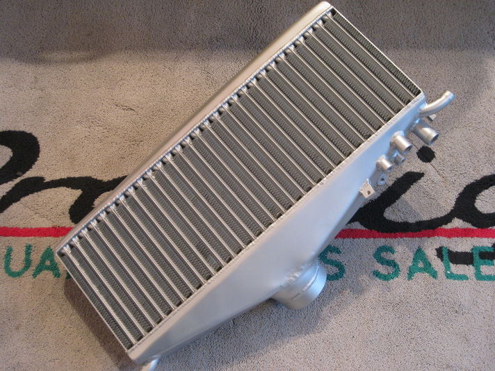 13717571348 13717560227 カーアクセサリー トップインタークーラーパイプターボホース に適合するX6 E71 ターボチャージホース  インタークーラー ターボ パイプ ホース 吸気システム ターボチャージャー 吸気ホース E70 E71 X5 YBXWJE 13717609811  ターボターボ ... ターボブーストインタークーラーホース に適合する トゥアレグ 2003 2004 2005 ブレーキシステムバキュームホース 7L6