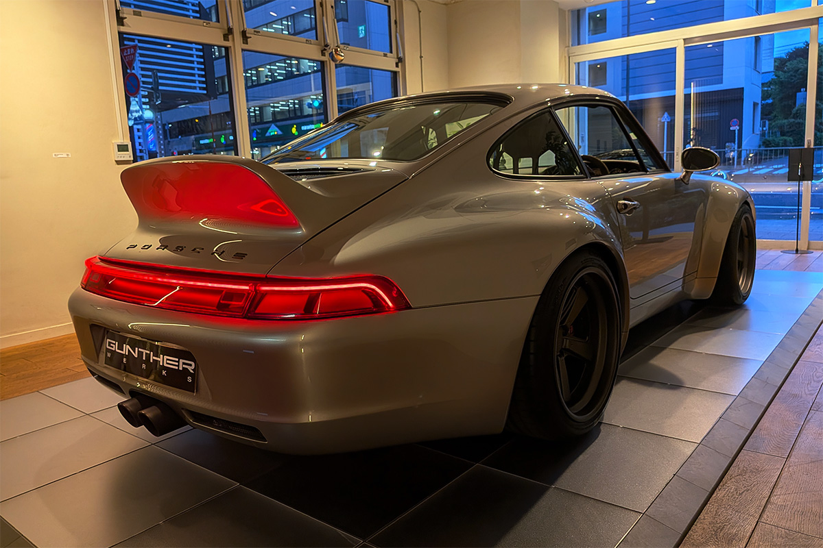 Gunther Werks/ギュンターワークス ポルシェ993リア画像